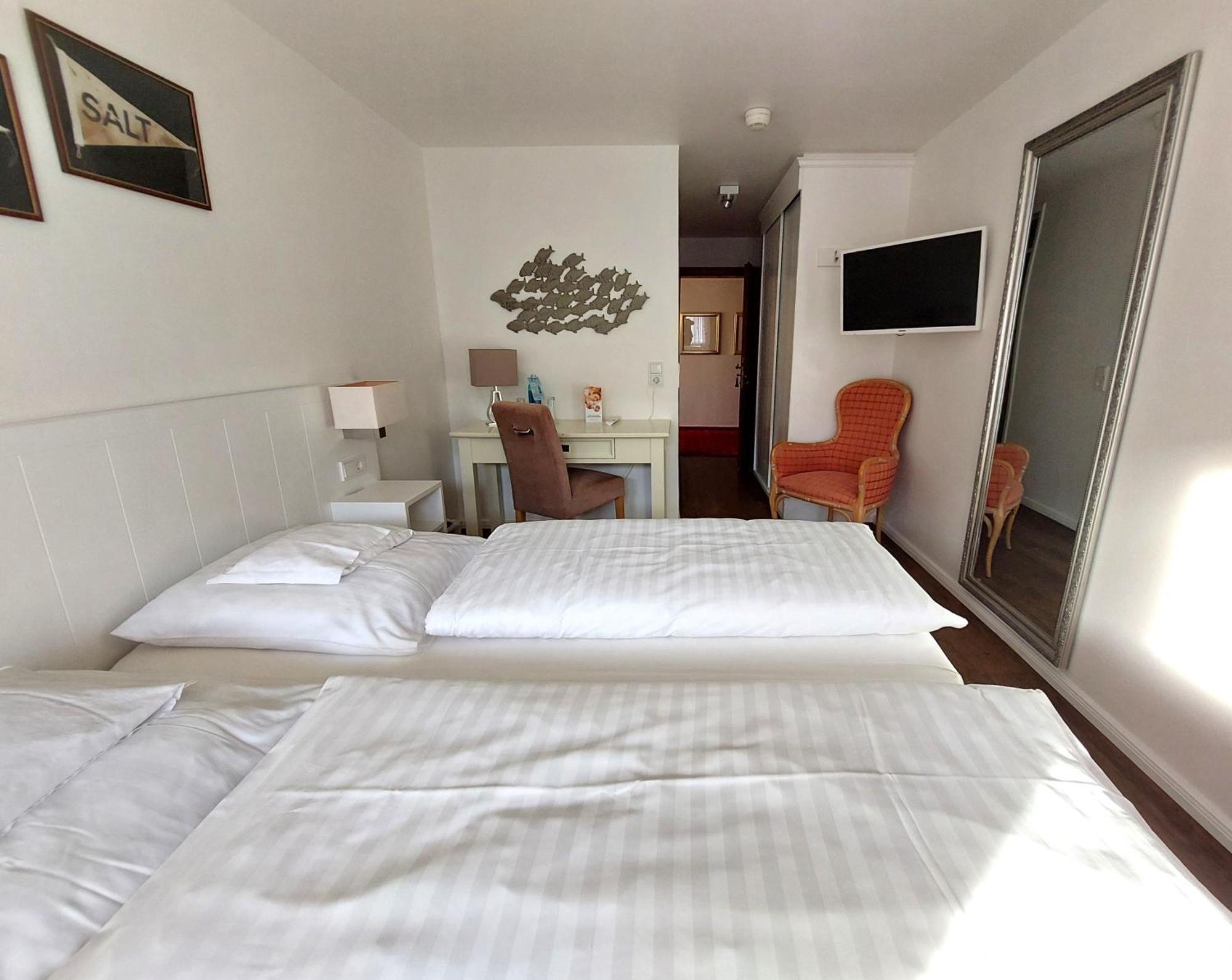 Hotel Wuenschmann Westerland Bagian luar foto